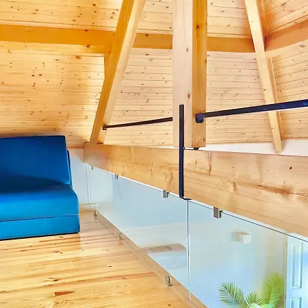 Domus 210 Penthouse Apartment