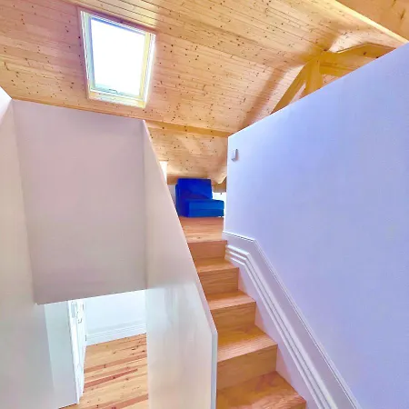 Domus 210 Penthouse Apartment *